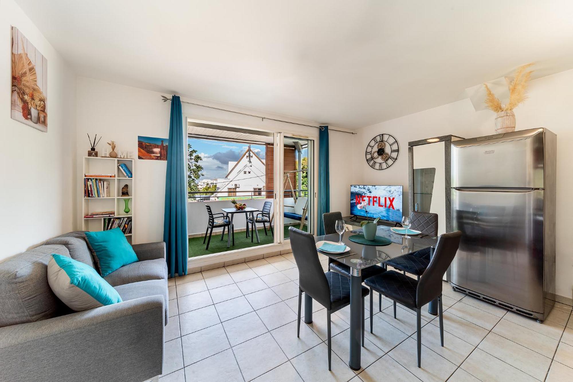 Arrivee Autonome - Parking Interieur - Netflix Apartment Saint-Denis Luaran gambar